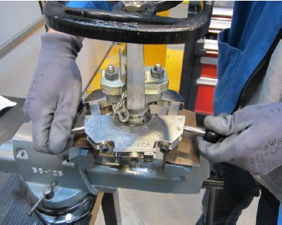 rama截止阀轴套解体专用工具rama截止阀阀座快速取出专用工具velan l3